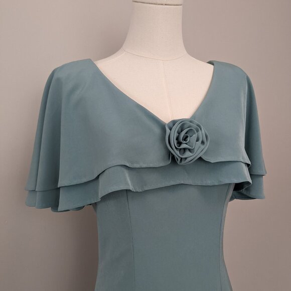 Vintage Sage Green Floor Length Dress with Draped Sleeves – Size 6/8 - Picture 6 of 6